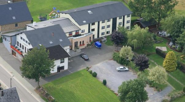 Hotel Zum Buchenberg St. Vith Exterior foto